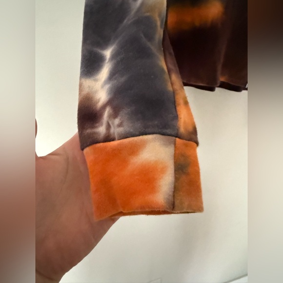 CircleX Tie Dye Cropped Pull Over Crewneck Sweatshirt Cute Spooky Fall Colors - Picture 5 of 11